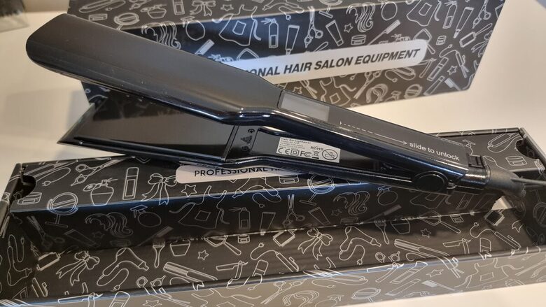 Profesionāls titāna matu taisnotājs (platais)